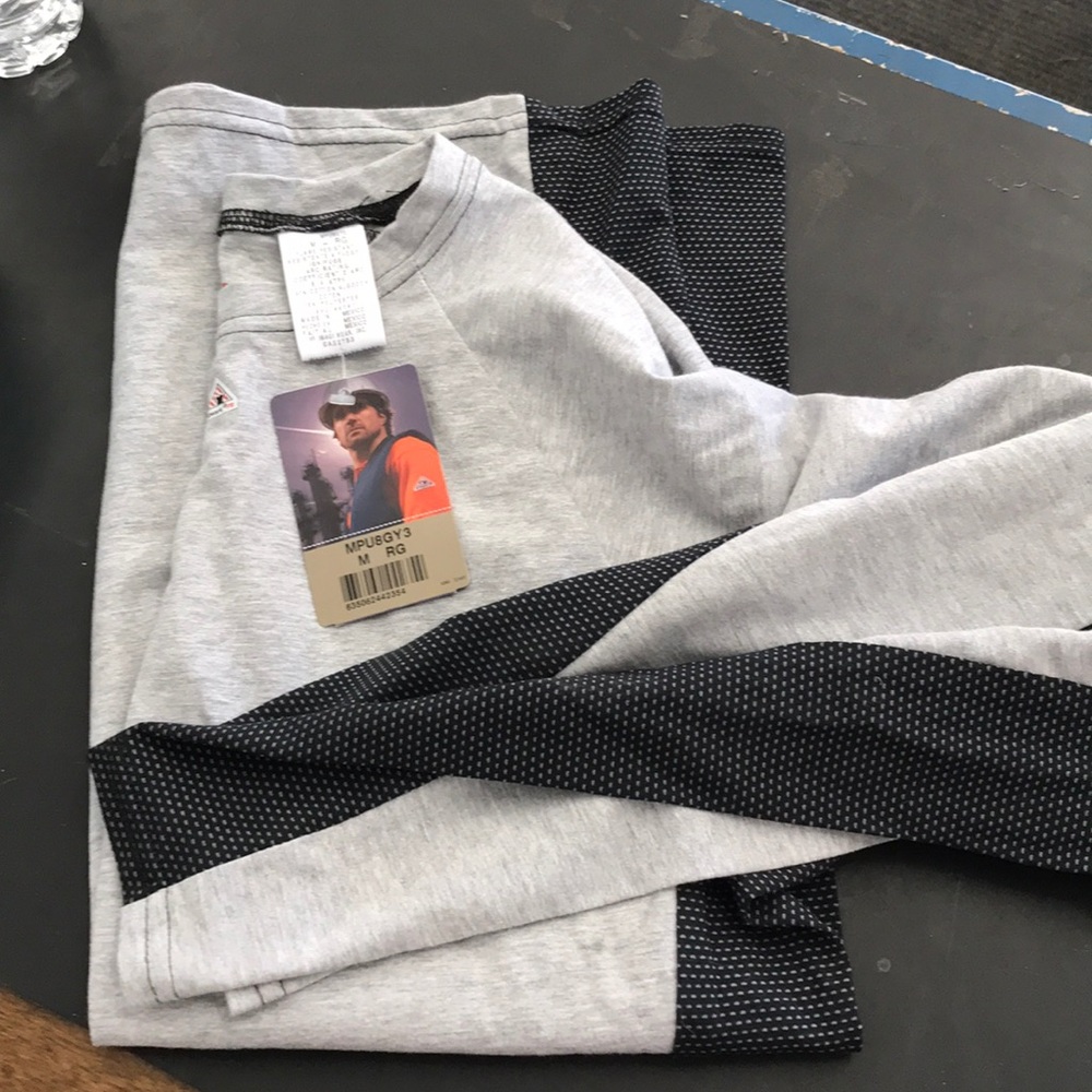 Men’s FR long sleeve shirt new with tags